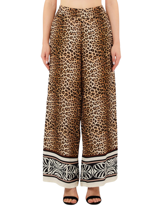 Pantaloni con stampa leopardata