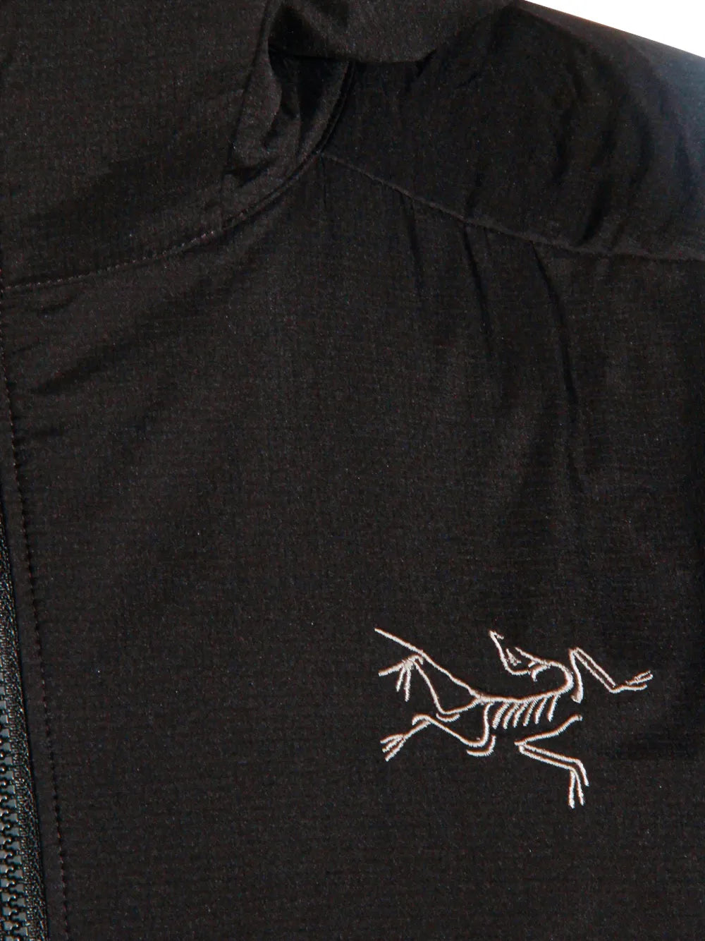 X000009556BLACK