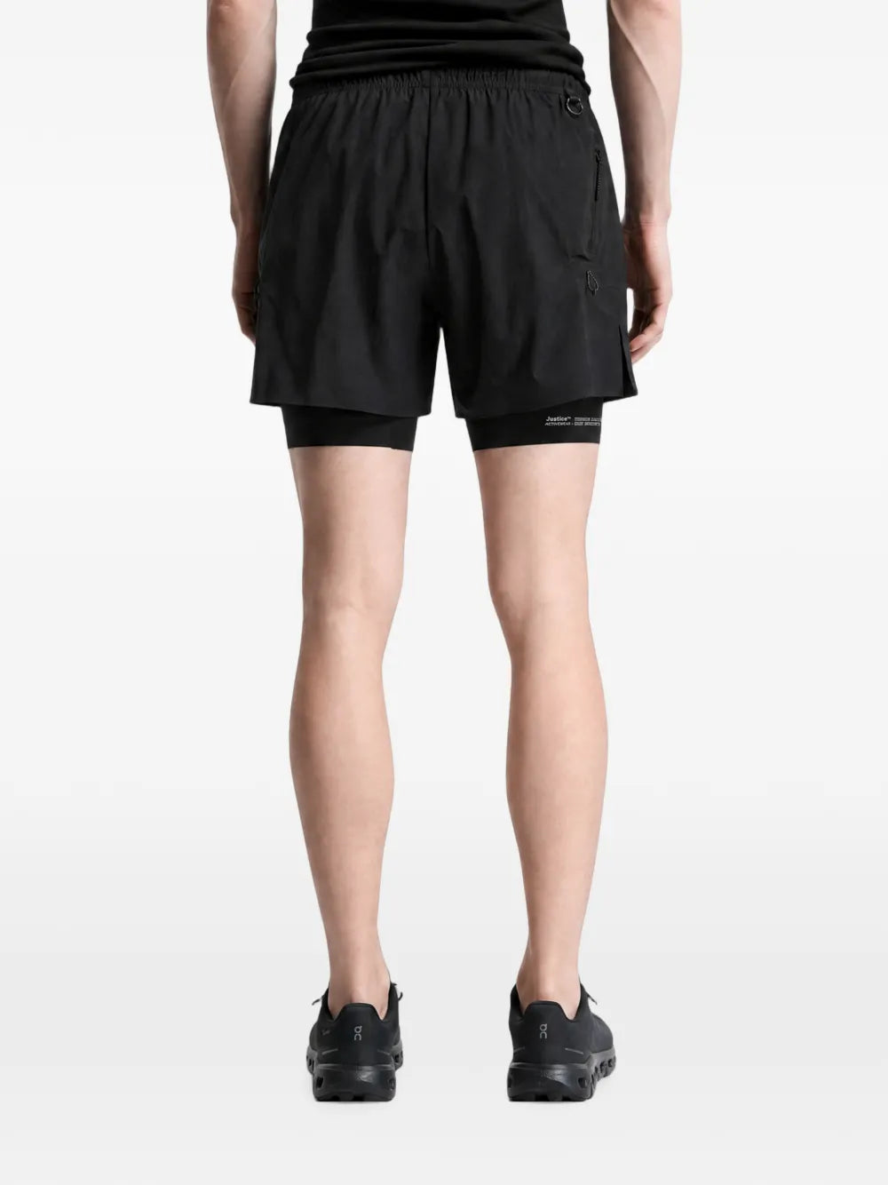 Pantaloni corti SATISFY