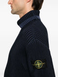 Carica l'immagine nel visualizzatore della galleria, STONE ISLAND 8115551C1V0020NAVY BLUE
