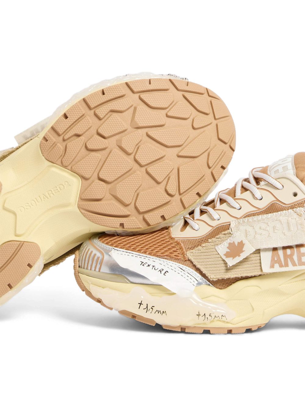Sneakers Faster con applicazione 
