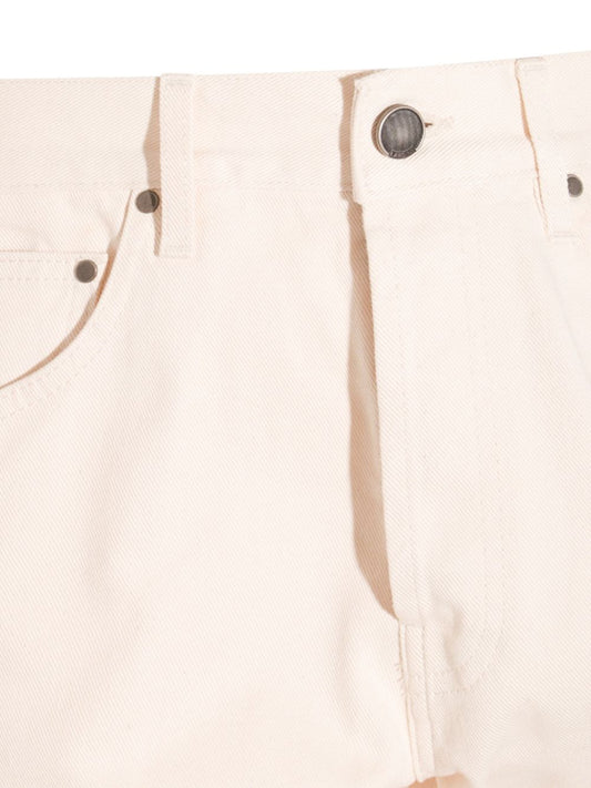 Jeans con bottoni 