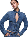 Carica l'immagine nel visualizzatore della galleria, Camicia in denim con stringhe 
