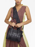 Load image into Gallery viewer, Borsa The Leather Tote piccola 

