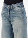 Carica l'immagine nel visualizzatore della galleria, Jeans a gamba ampia con effetto vissuto 
