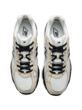 Carica l'immagine nel visualizzatore della galleria, NEW BALANCE U7404OOTIMBERWOLF - WHITE
