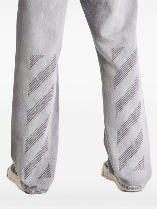 Jeans taglio comodo Diag 