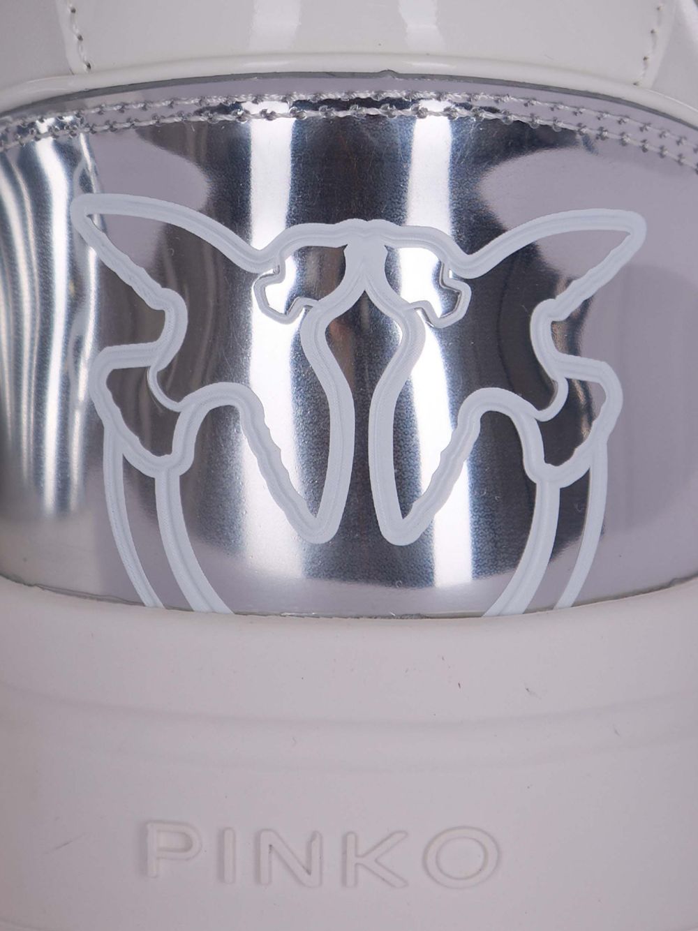 Sneakers con dettaglio metallizzato 