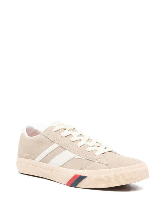 Sneakers a righe 