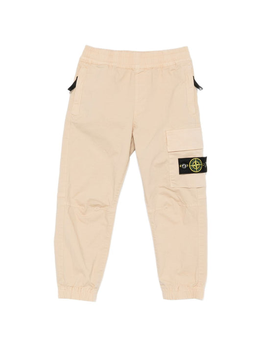 Pantaloni con applicazione logo 