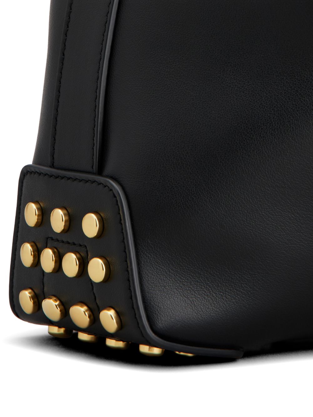 borsa tote in pelle con borchie metalliche 