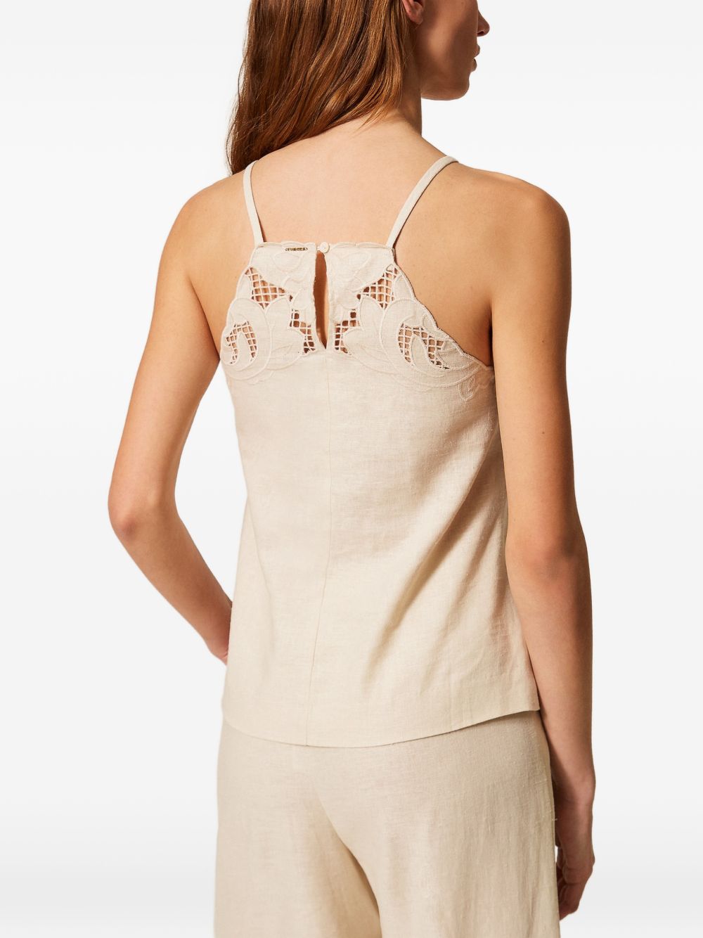 Blusa con ricamo 