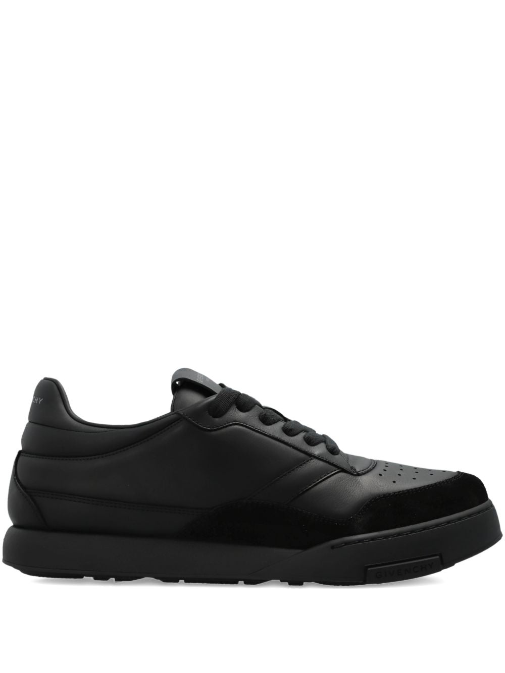 Sneakers Yard 