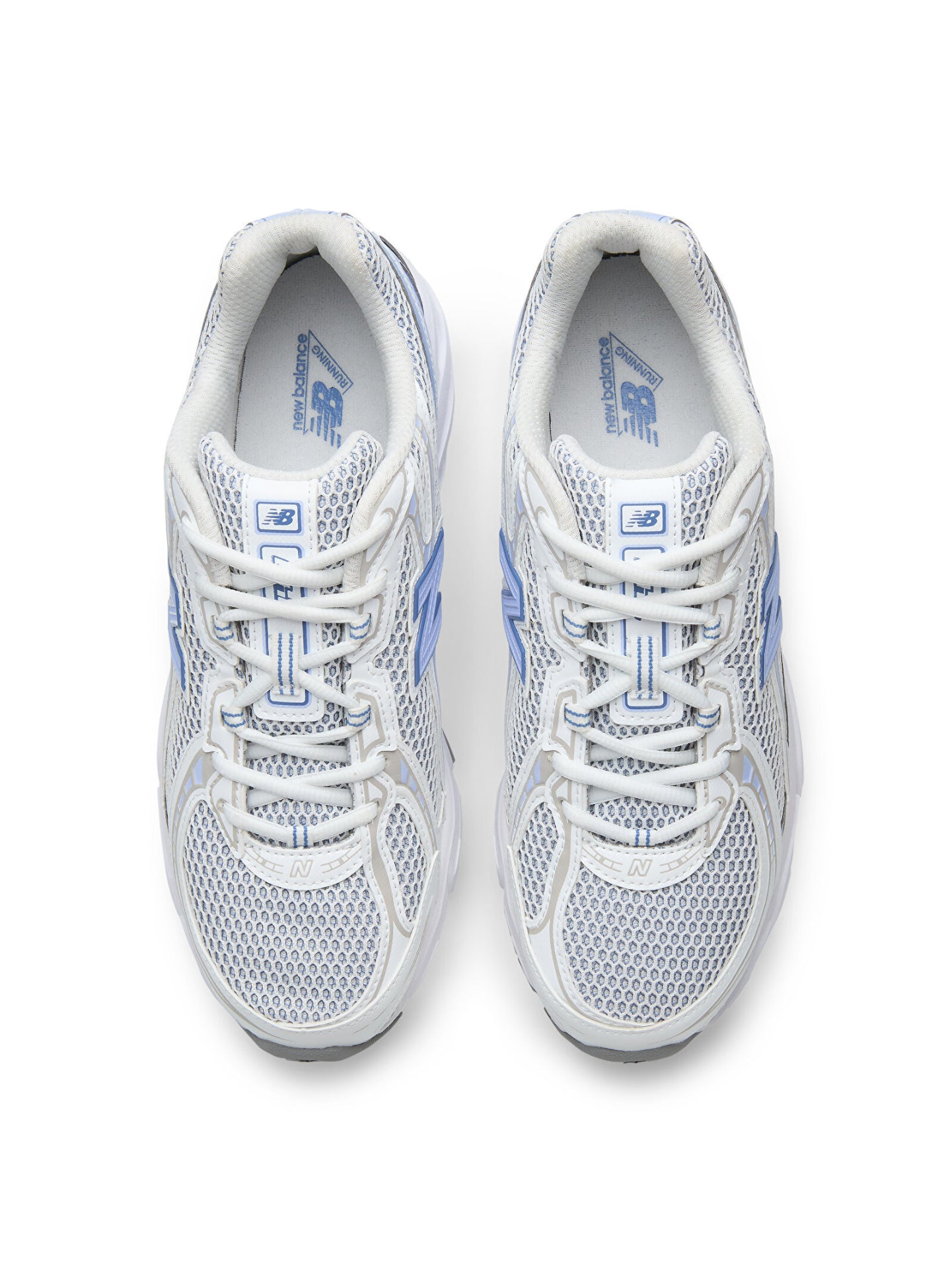 New Balance 740 