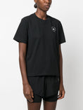 Carica l'immagine nel visualizzatore della galleria, T-Shirt Donna Adidas by Stella McCartney Truecasuals 
