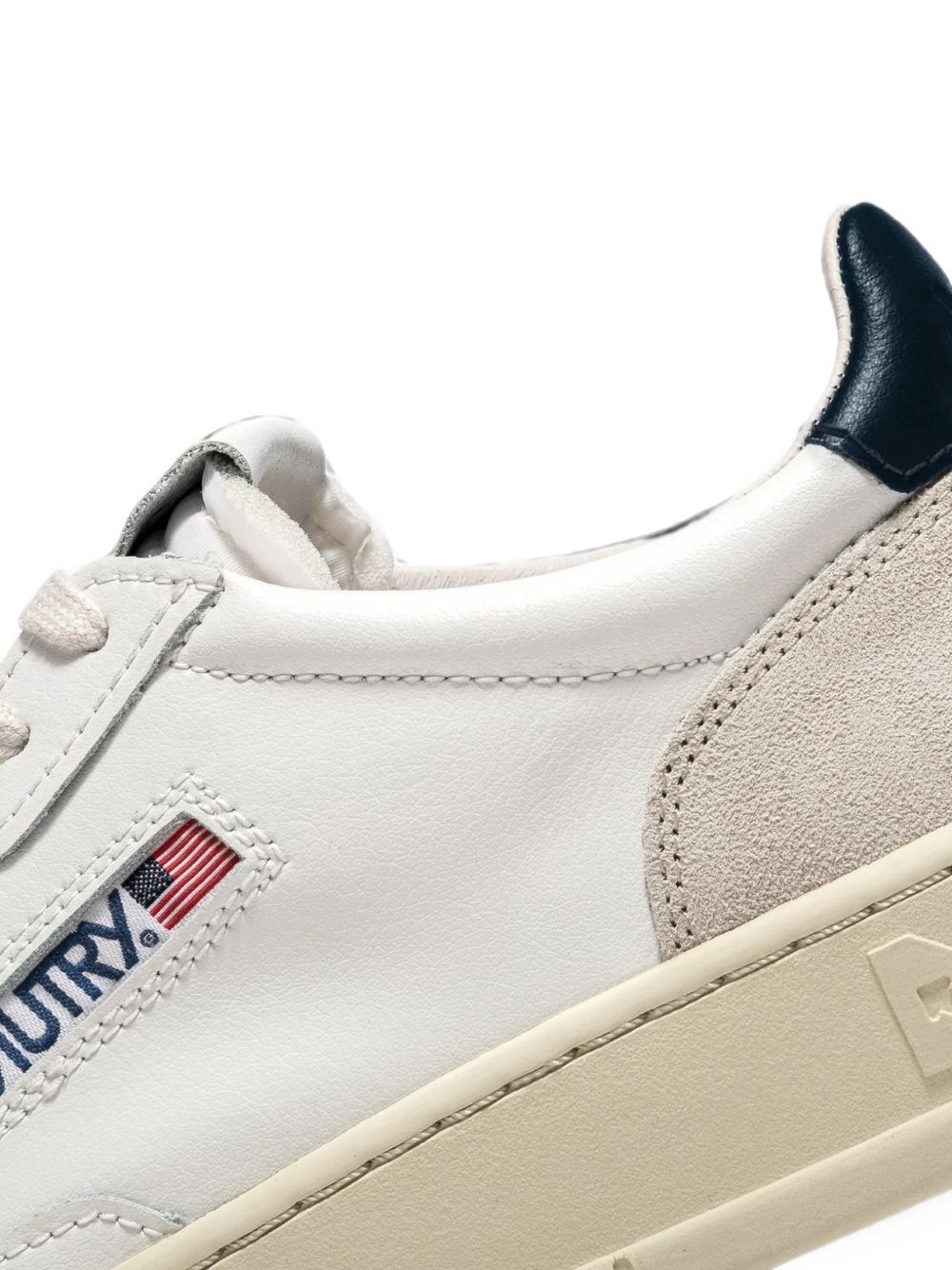 AULMLS28LEAT/SUEDE WHT/BLUE AUTRY