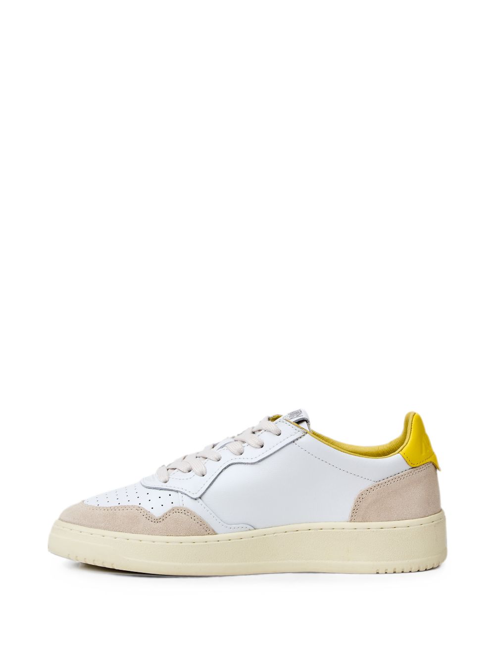 Medalist sneakers 