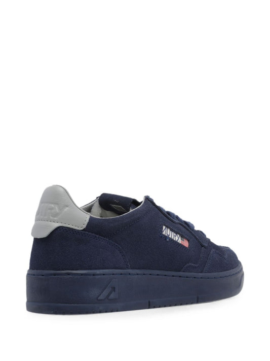 Sneakers basse Medalist con pannelli traforati<BR/><BR/><BR/> 