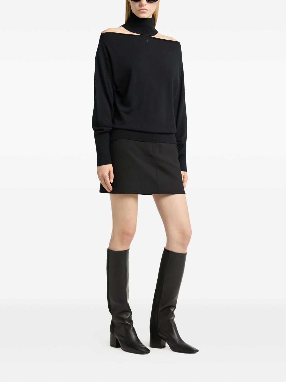 326MPU281FI00859999BLACK COURREGES