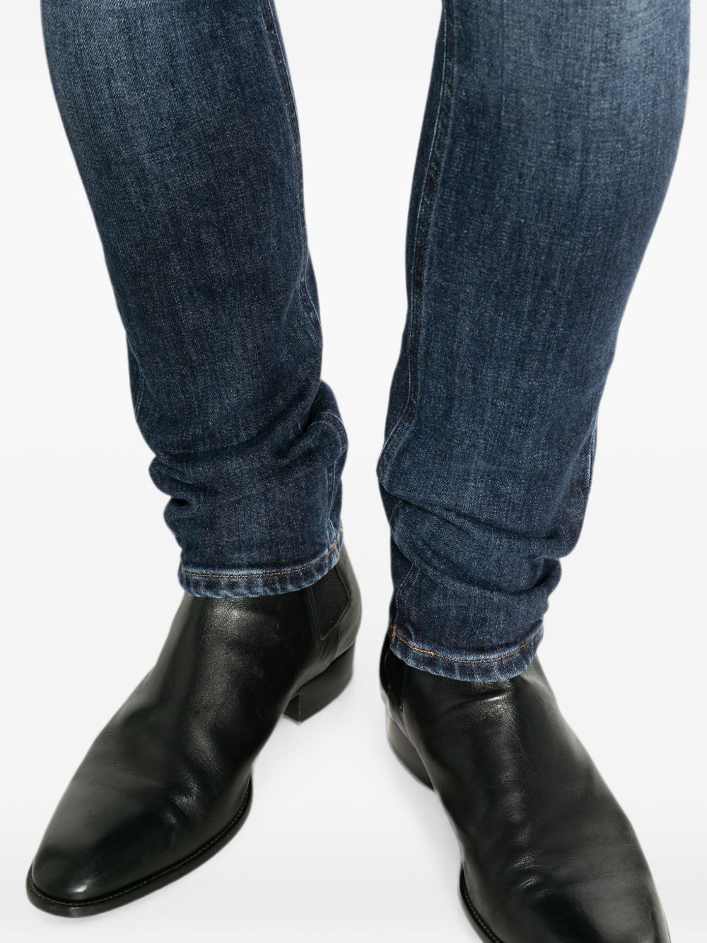 UP232DS0406U800 DONDUP