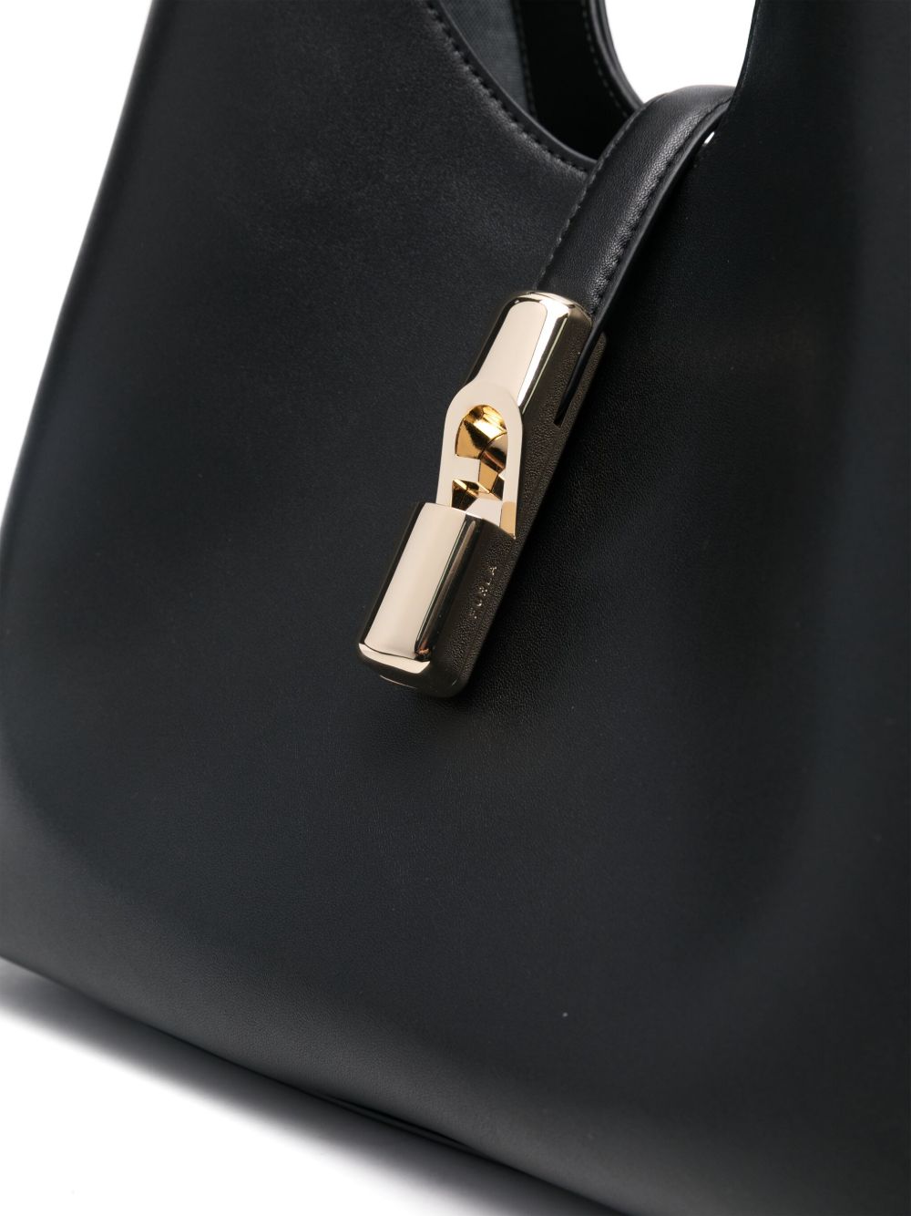 WB01499*BX3104O6000 FURLA