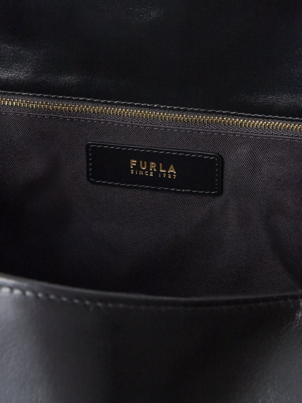 WB02110*BX4184O6000 FURLA