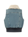 Carica l'immagine nel visualizzatore della galleria, 0089F0000RESCUED CITY VEST LEVI'S
