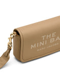 Carica l'immagine nel visualizzatore della galleria, 2S4SMN080S02230CAMEL MARC JACOBS
