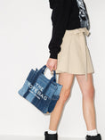 Load image into Gallery viewer, H017M06FA21422BLUE DENIM MARC JACOBS

