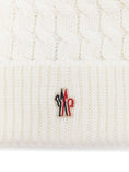 Carica l'immagine nel visualizzatore della galleria, L20983B000010402A002 MONCLER Grenoble
