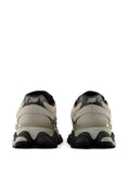 Carica l'immagine nel visualizzatore della galleria, U90606H1TIMBERWOLF - BLACK CEMENT NEW BALANCE
