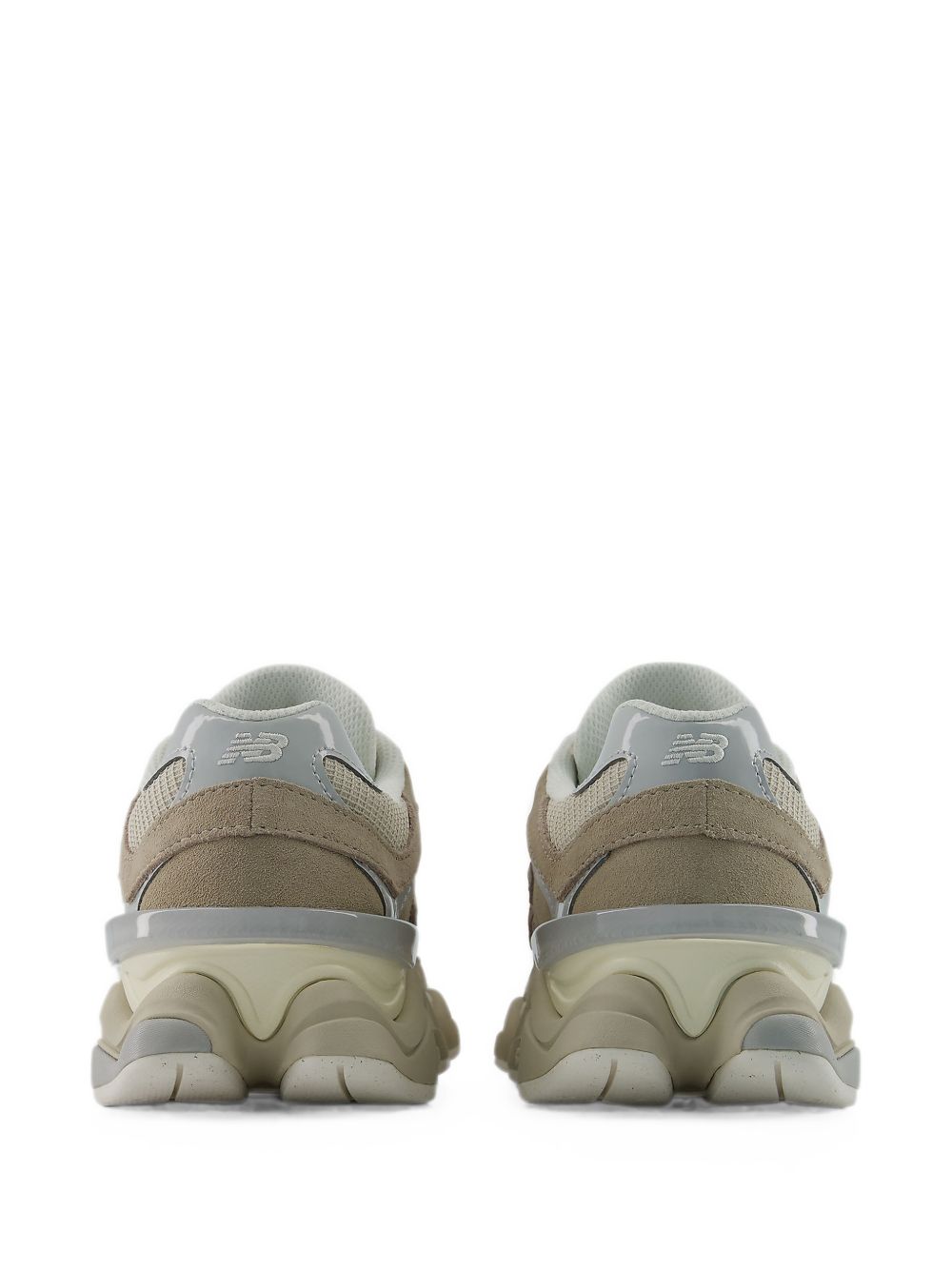Sneakers con inserti in rete 9060 