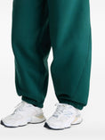 Carica l'immagine nel visualizzatore della galleria, WB62L0NLNOGNORDIC GREEN NEW BALANCE

