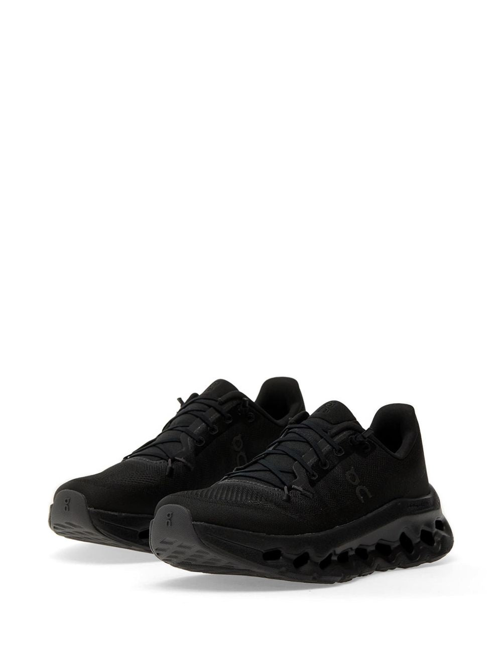 3WE10050264CloudtiltEclipse | Black ON SHOES