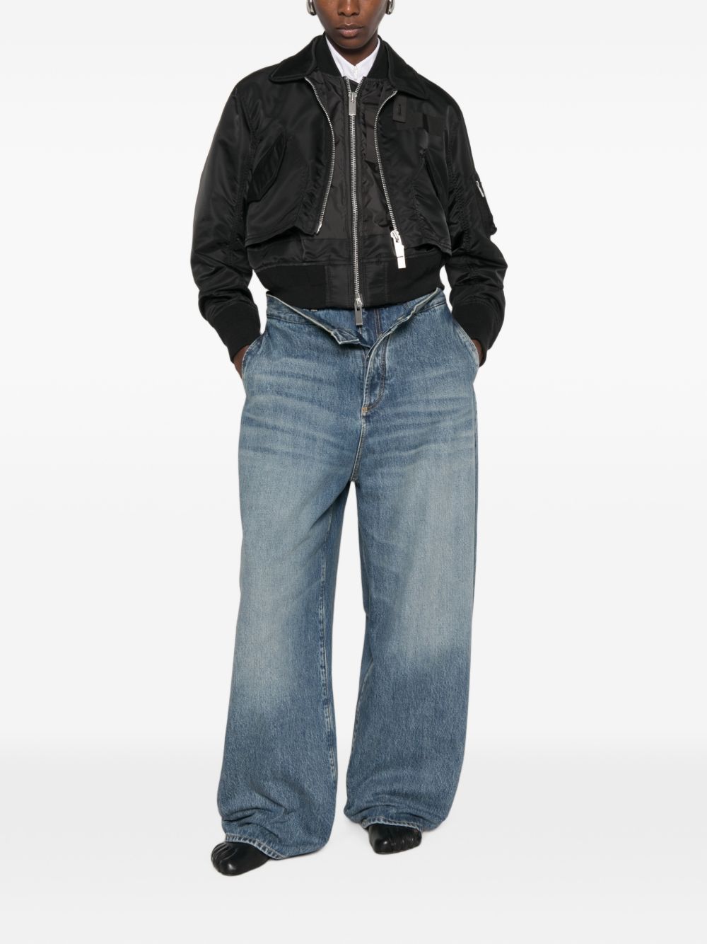 26-08582001BLACK SACAI
