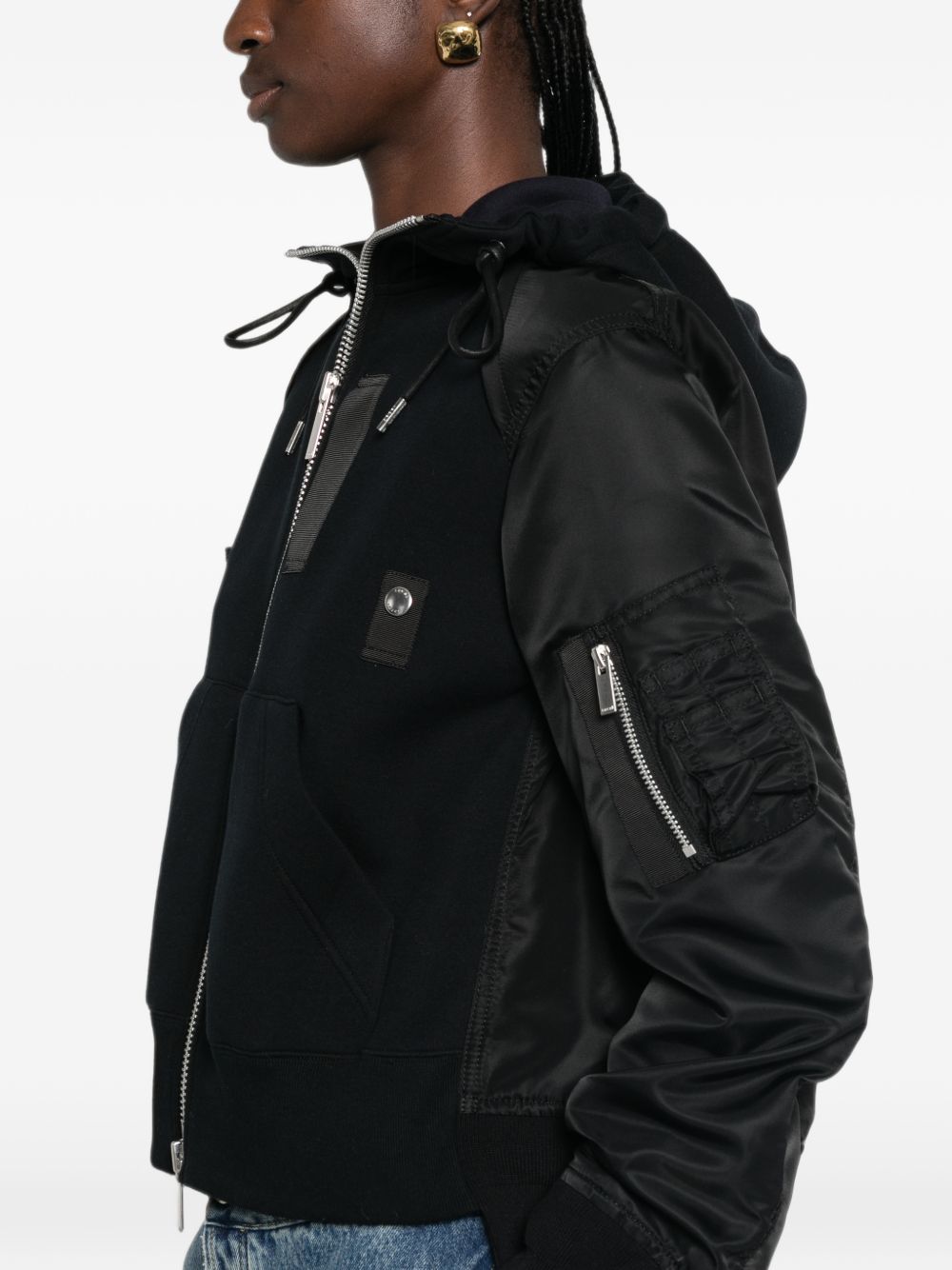 26-08680001BLACK SACAI