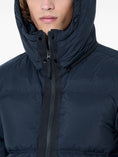 Carica l'immagine nel visualizzatore della galleria, L2S154100013S0483V0029 STONE ISLAND
