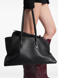 Carica l'immagine nel visualizzatore della galleria, ''La Passeggiata Medium'' black top handle 
