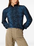 Load image into Gallery viewer, 262TT341014140PYTHON BLUE VIOLET/BLACK TWINSET
