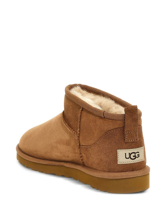 1116109CHECHESTNUT UGG