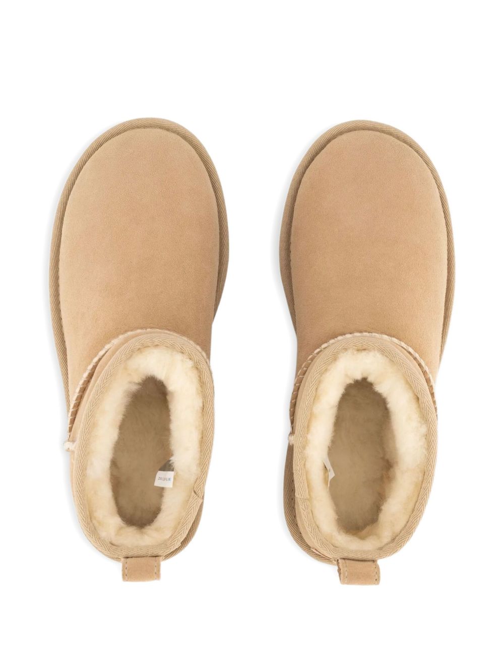 1116109SANSAND UGG