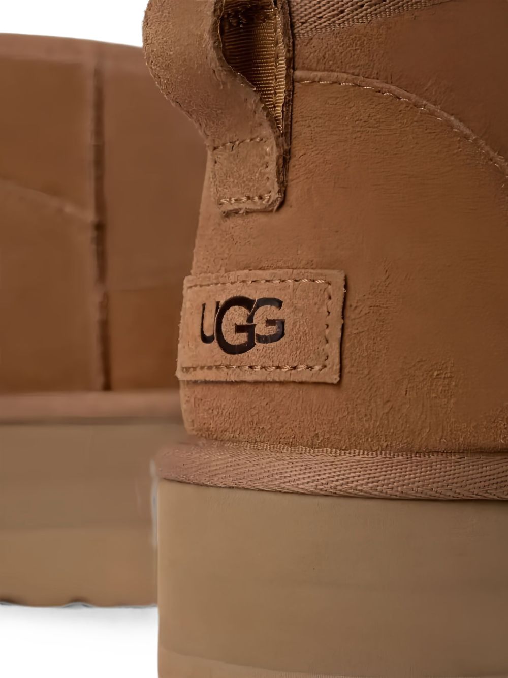 1135092CHECHESTNUT UGG