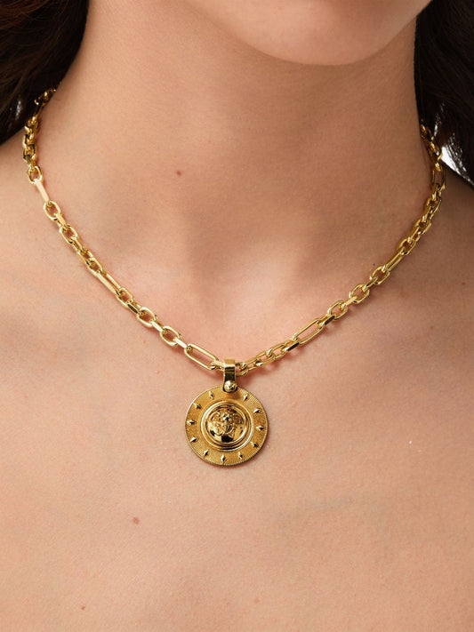10261131A006203J330 VERSACE