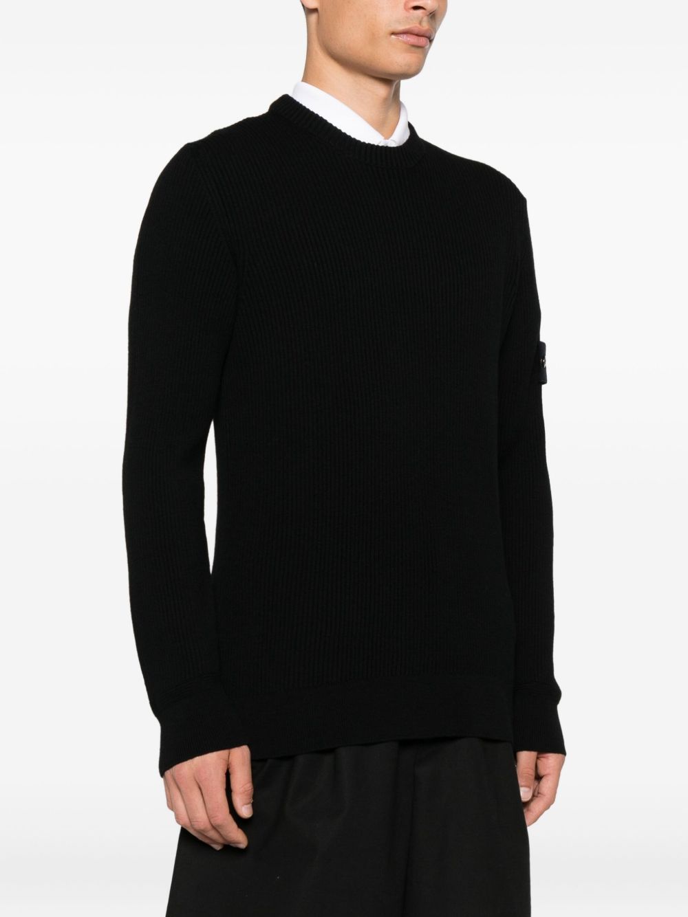 Maglione a coste con applicazione 